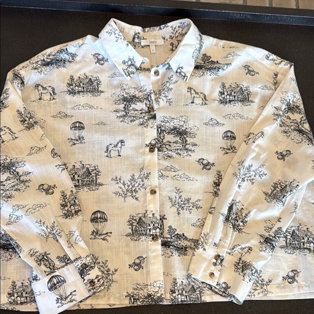 Jake*sWhite and Black Graphic Women’s Cropped button down Shirt size 42/10